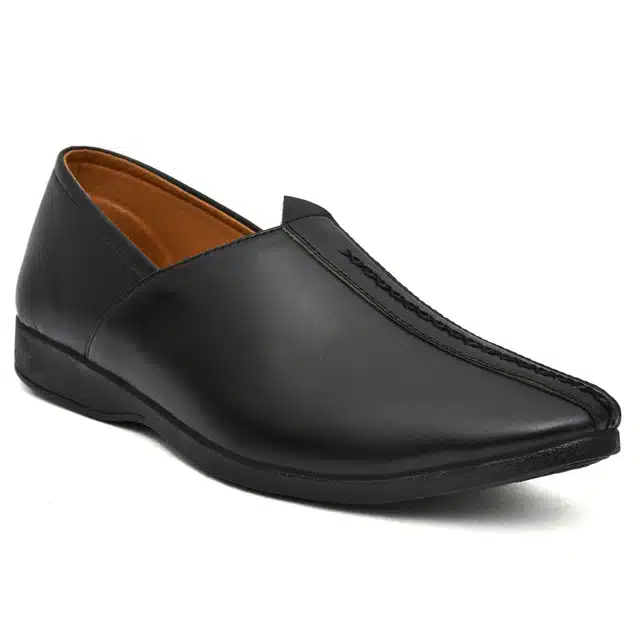 Juttis for Men (Black, 6)