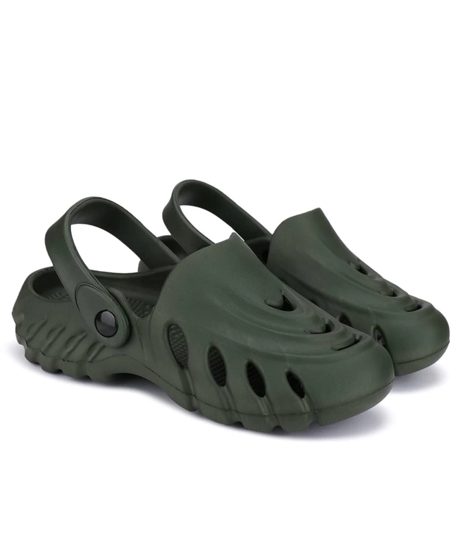 Clogs for Men (Green, 6)