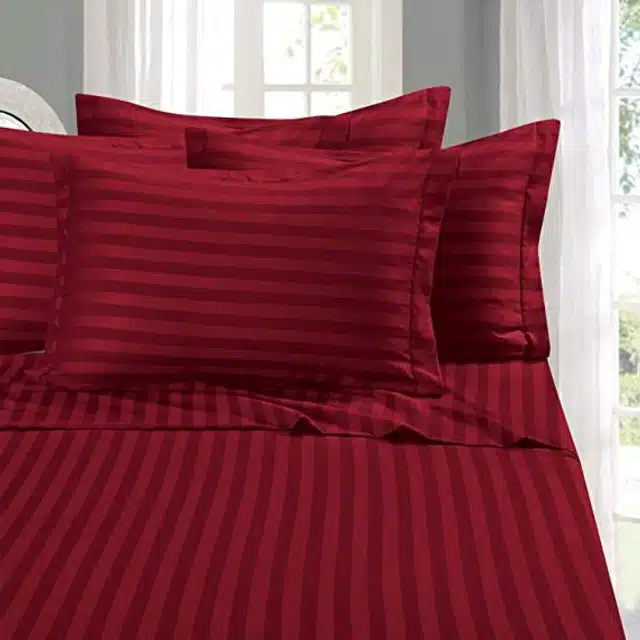 Double Bedsheet with Two Pillow Covers (Red, 90x100 Inches)