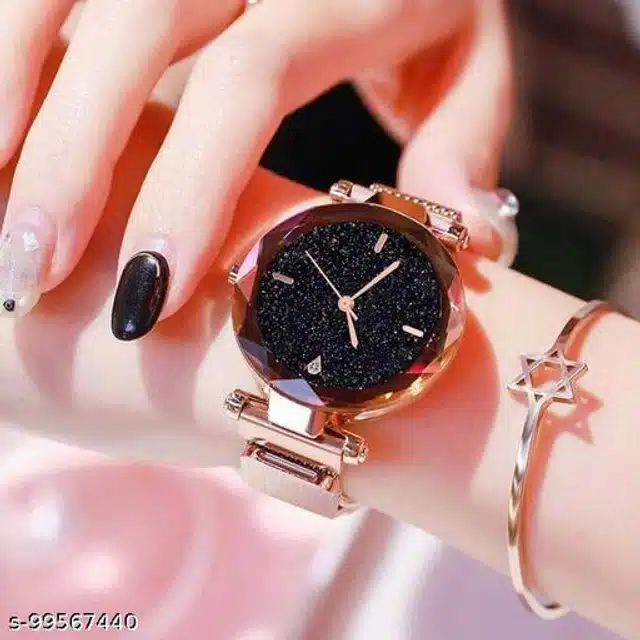 Analog Watch for Women (Gold)