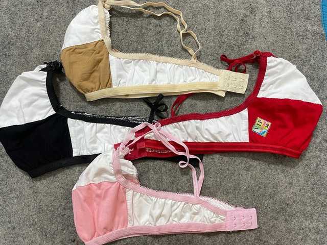 विमेंस फुल कवरेज नॉन पैडेड ब्रा 