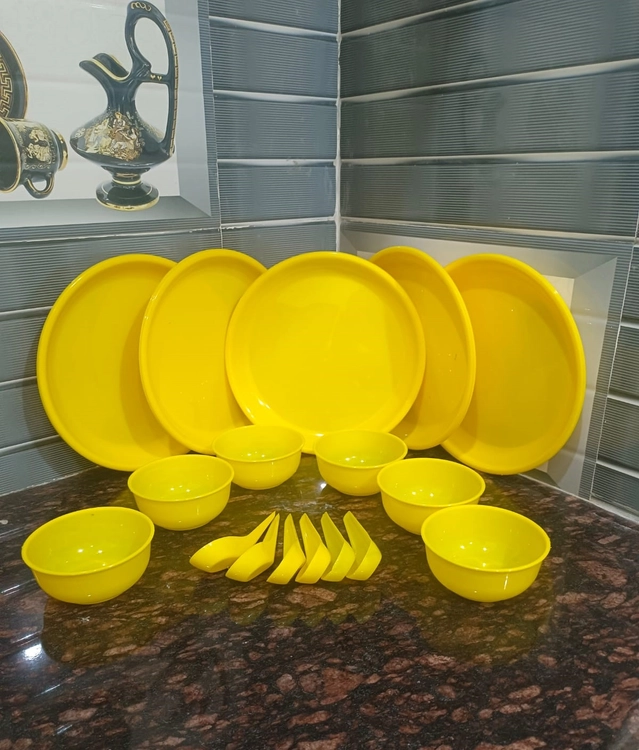 Combo of Dinner Full Plates (27 cm) with Bowls (300 ml) & Soup Spoons (Yellow, Set of 6)