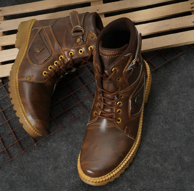 Boots for Men (Brown, 6)