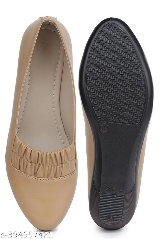 Juttis for Women (Brown, 3)