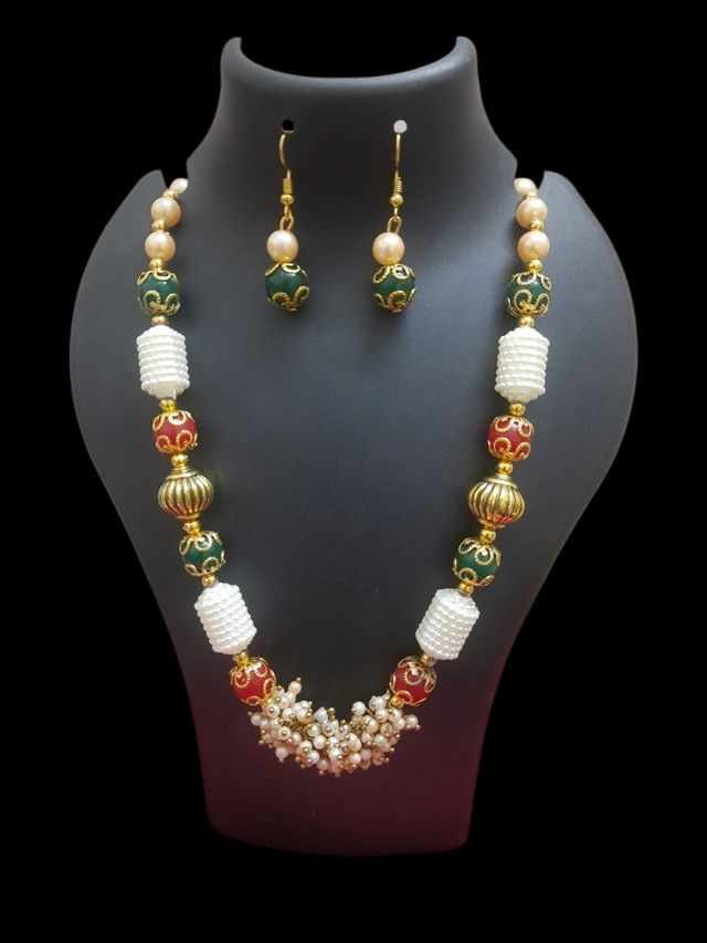 Alloy Handcrafted Pearl and Beaded Necklace with Earrings for Women (Multicolor)