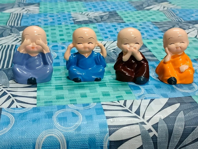 Polyresin Baby Monks Showpiece for Car Dashboard (Multicolor, Pack of 4)