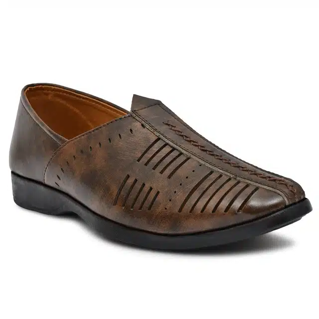 Mojaris for Men (Brown, 6)