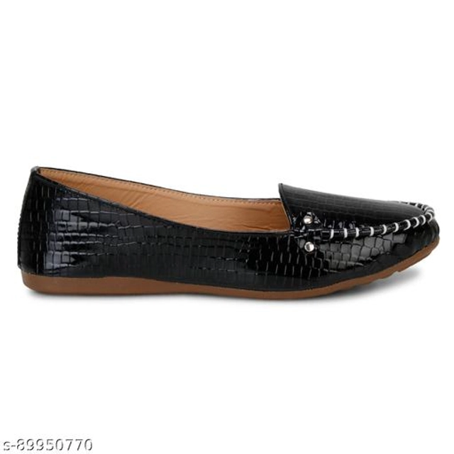 Loafers for Women (Black & Beige, 3)