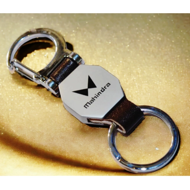 Metal Mahindra Car Keychain (Multicolor)