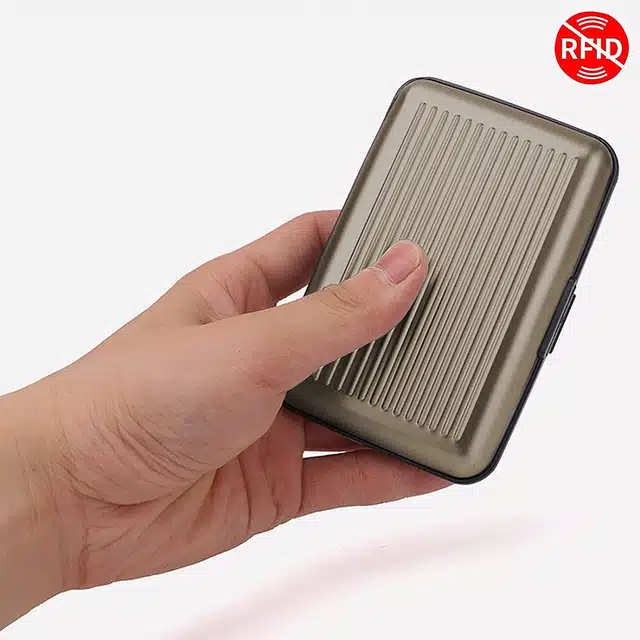 RFID Blocking Card Holder (Shiny Black)