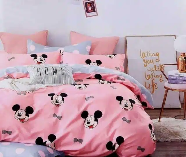 Printed Double Bedsheet with 2 Pillow Covers (Pink, 86x86 inches)