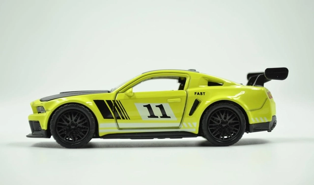 Muscle Drift Racing Car Toy for Kids (Multicolor)