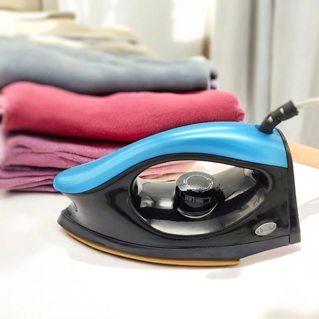 Nissan Home Appliances Royal Light Weight Dry Iron (Blue & Black, 1000 W)