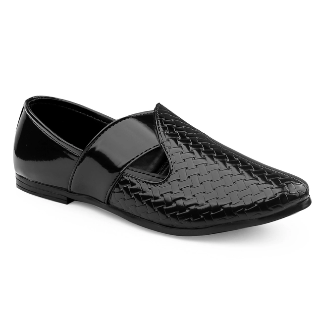 Juttis for Men (Black, 6)