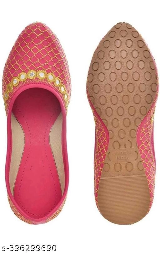 Juttis for Women (Pink, 4)