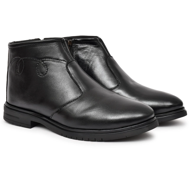 Boots for Men (Black, 6)