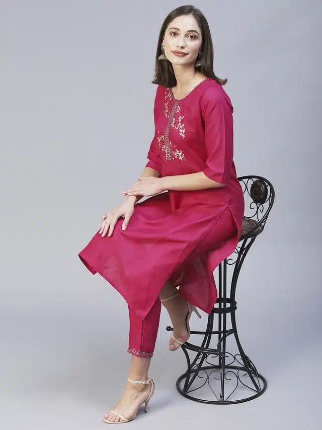 Women's Embroidered Kurta with Pant Set (Pink, L)