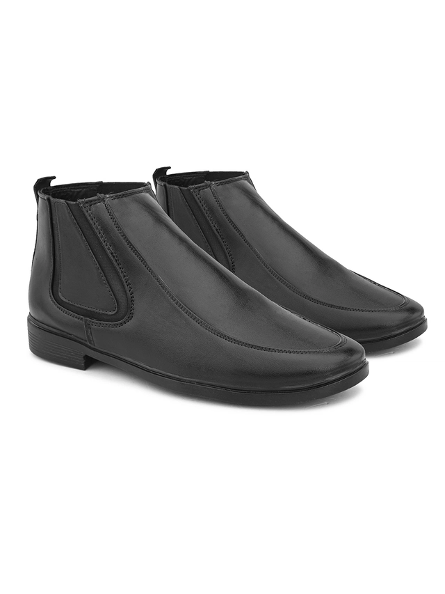 Boots for Men (Black, 6)